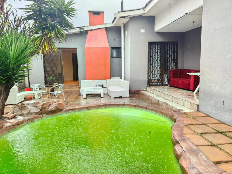 5 Bedroom Property for Sale in Churchill Estate Western Cape